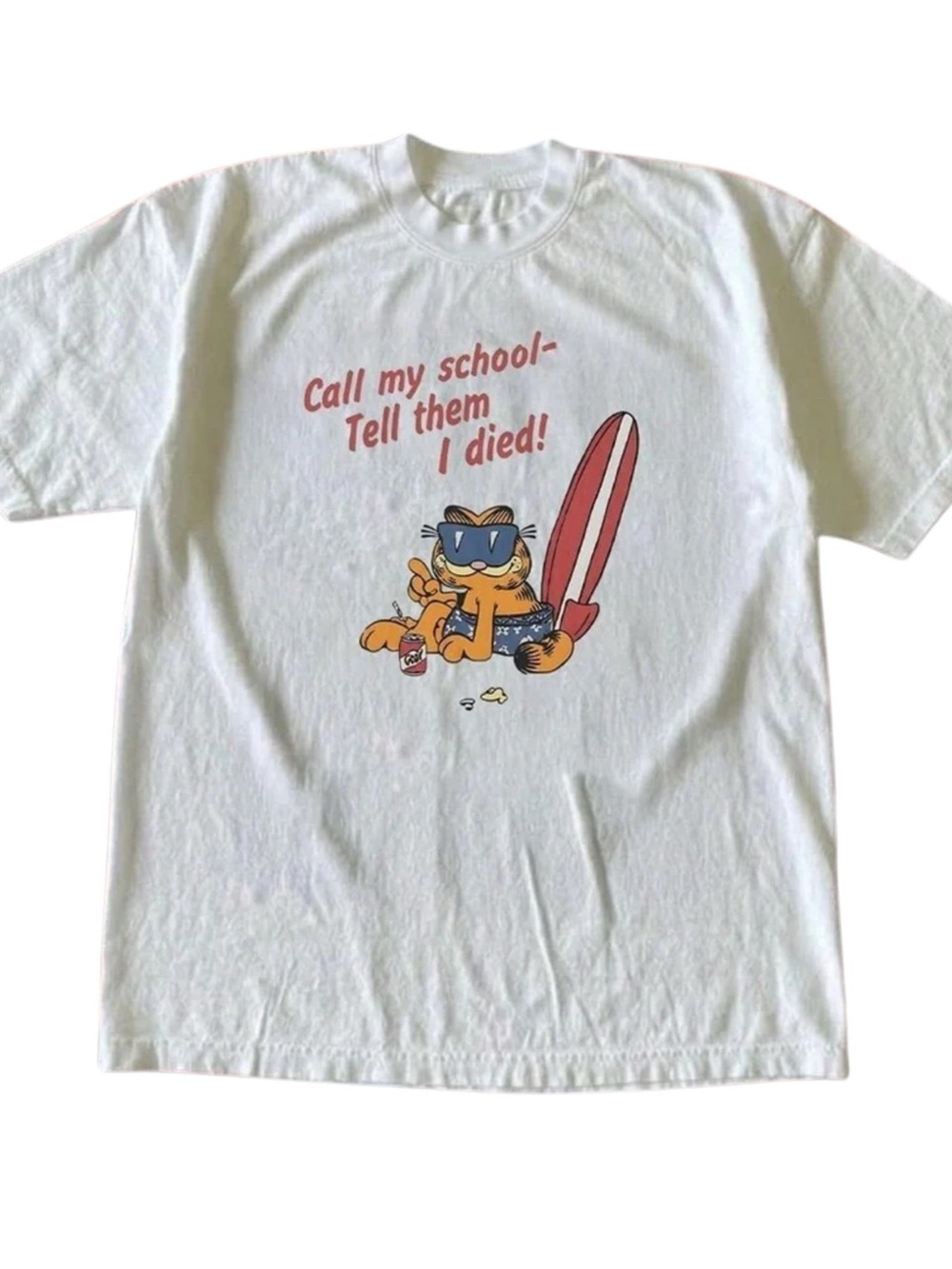 Gildan White Garfield Surf Graphic Tee with Red Accents